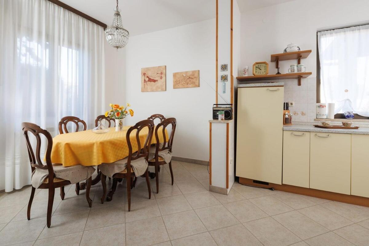 House For 12 People Close To The Sea